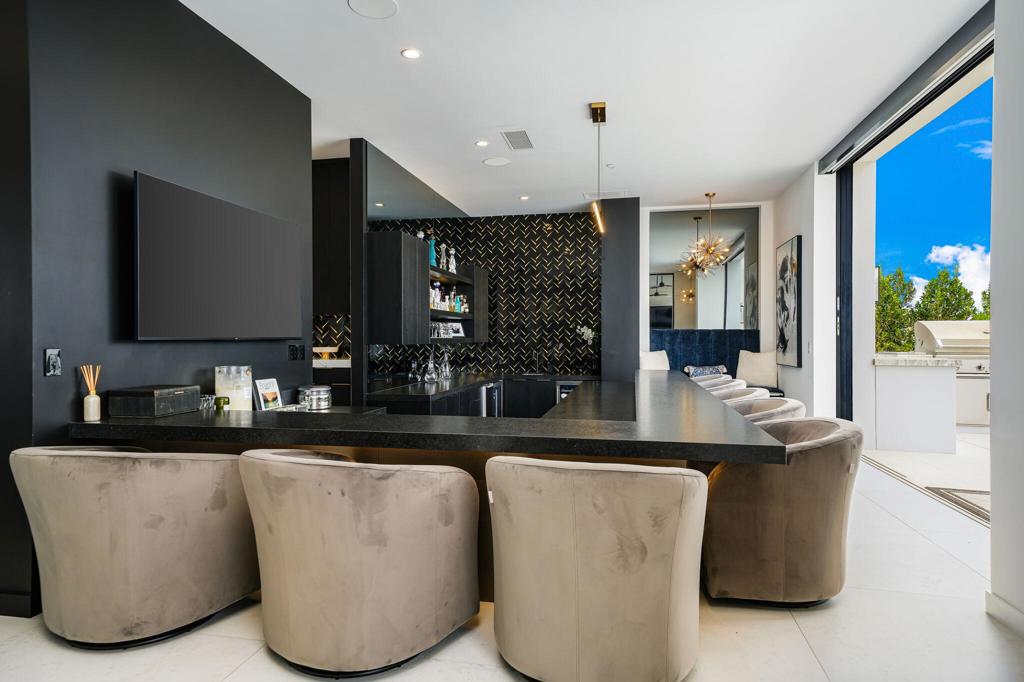 The Hideaway - Residential