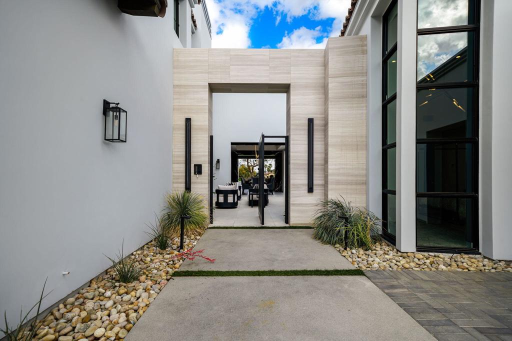 The Hideaway - Residential