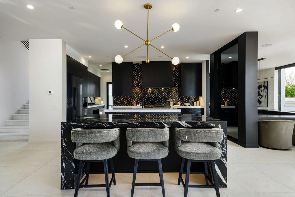 The Hideaway - Residential