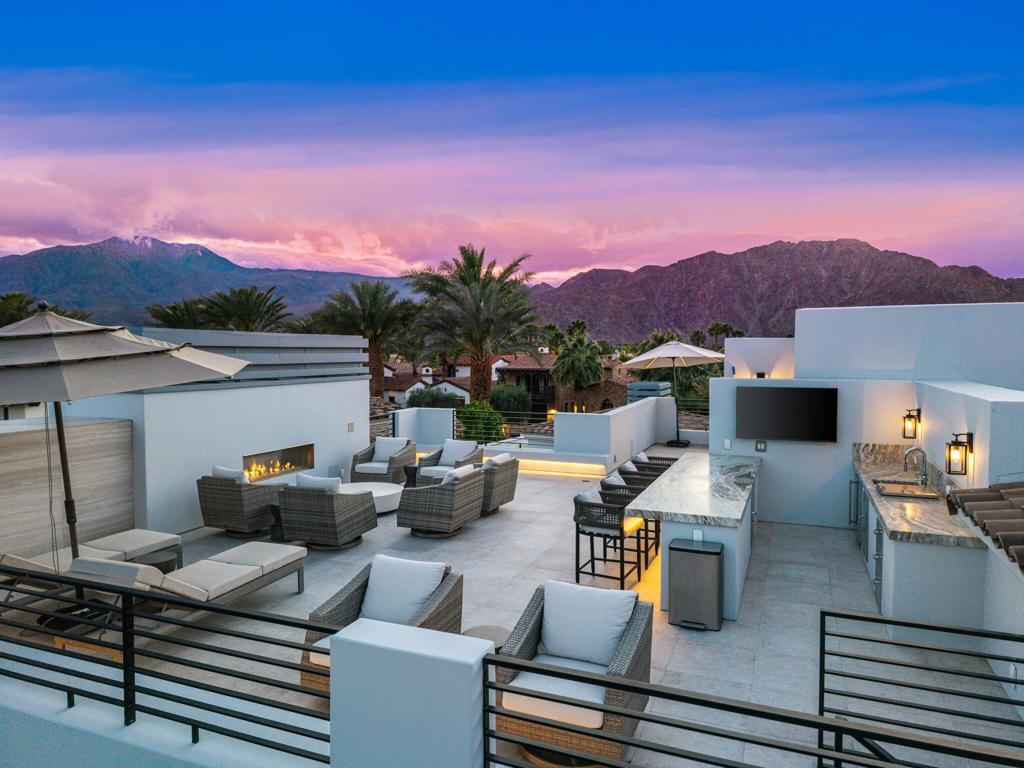 The Hideaway - Residential