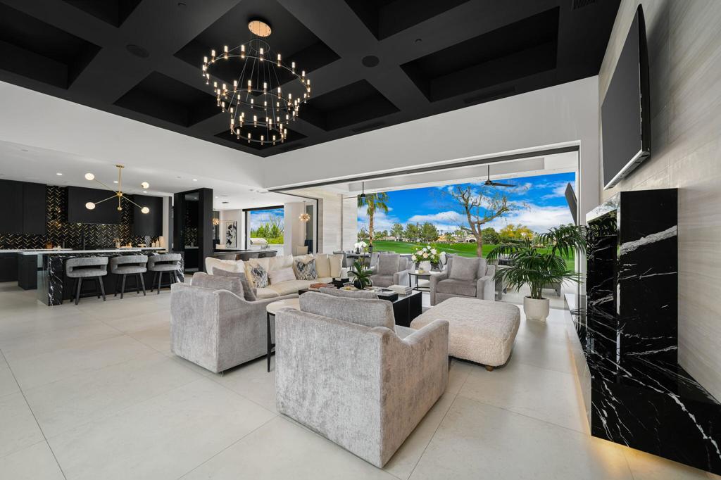 The Hideaway - Residential
