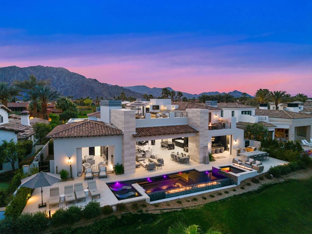 The Hideaway - Residential