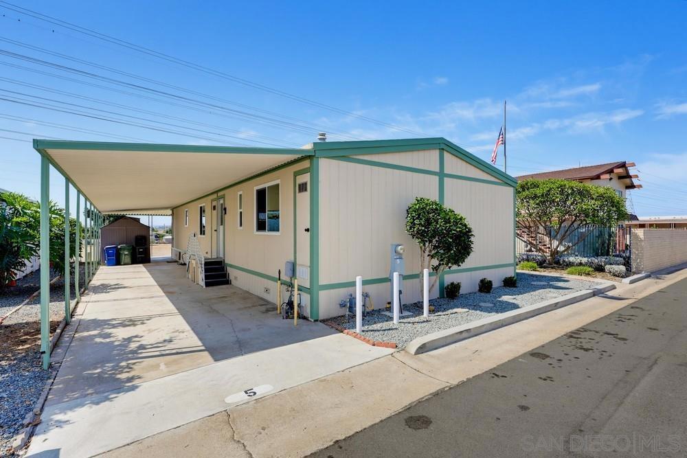 445 Orange Ave 5