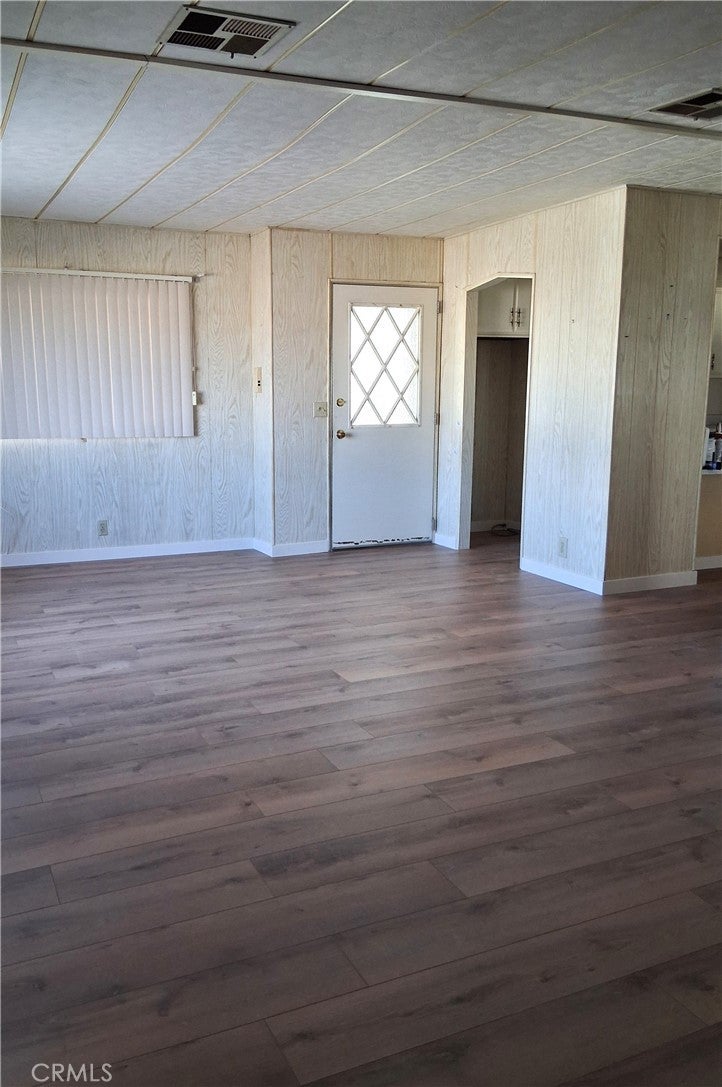 725 W Thornton 157