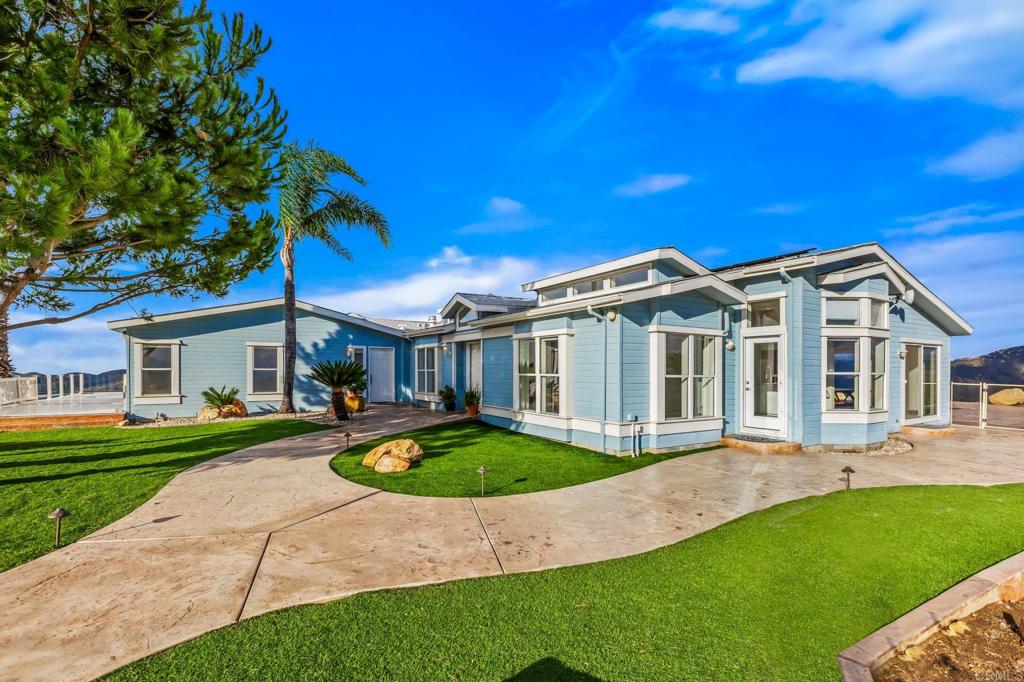 15351 Isla Vista Road