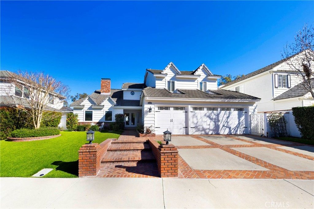 Photo of 30932 Colonial Place, Laguna Niguel, CA 92677 (MLS # OC26032587)