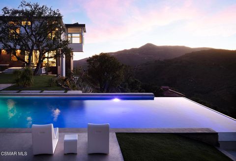 12530 Stagecoach Road Malibu CA 90265