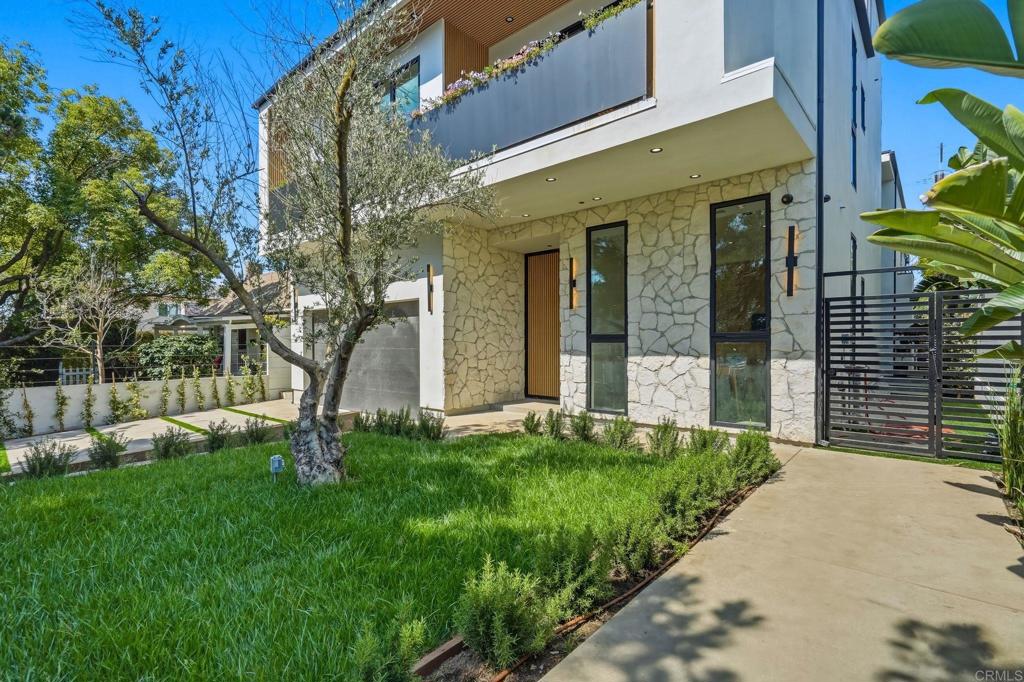 843 N Vista Street