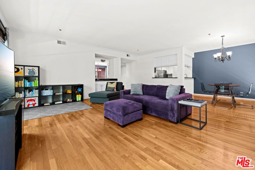 Photo of 1401 S Bentley Avenue #202, Los Angeles, CA 90025 (MLS # 25601229)