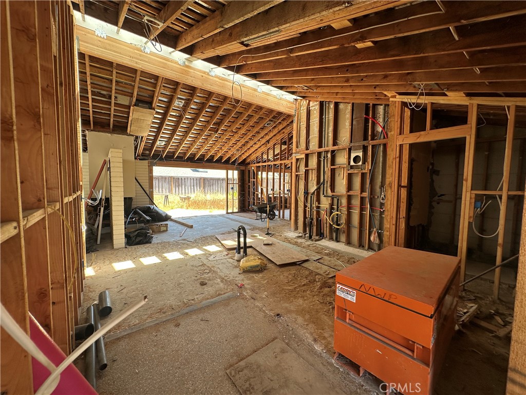 1901 Mariners Drive