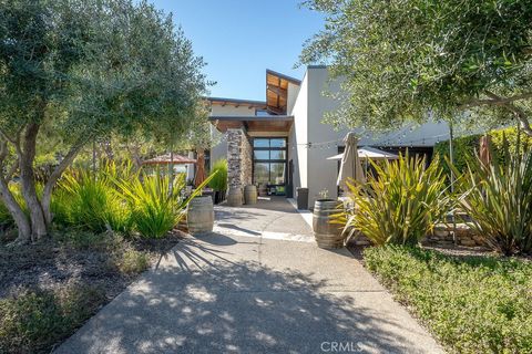 Tiny photo for 1066 Trail View Place, Nipomo, CA 93444 (MLS # PI26024720)