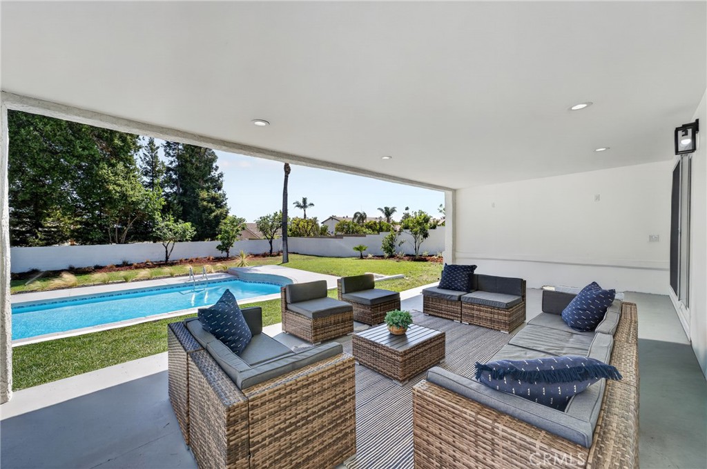 252 W 19th Street