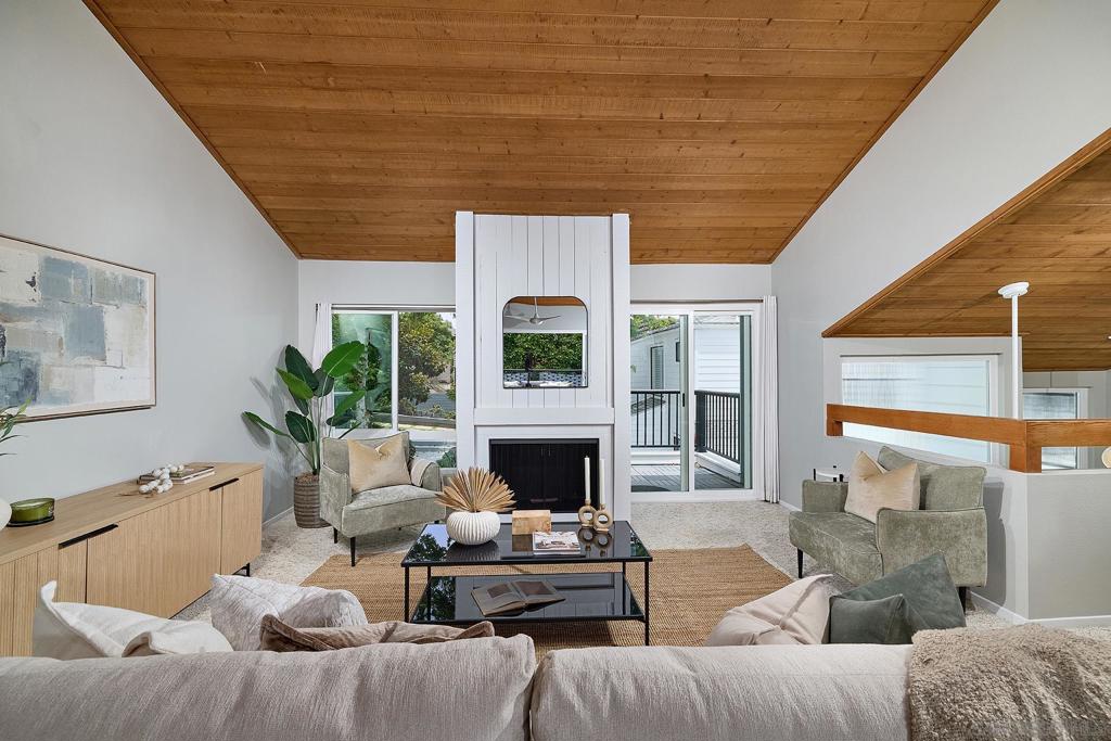 707 S Sierra Ave 23