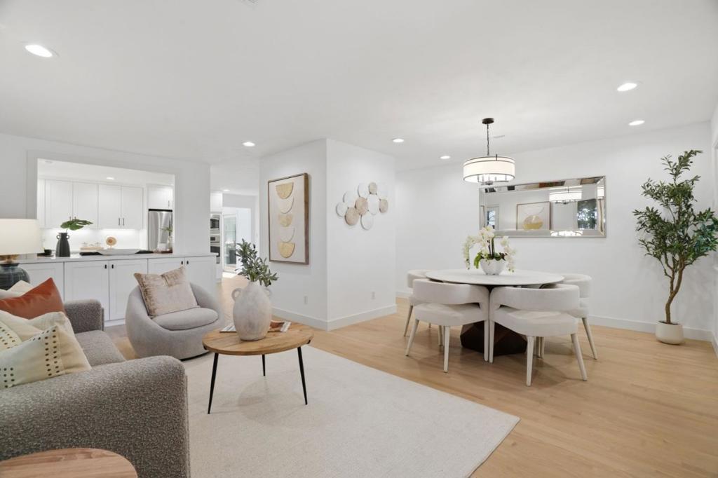 385 Carmelita Drive