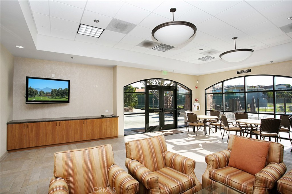 Gardens (Ocean side of PCH) (NSO) - Residential