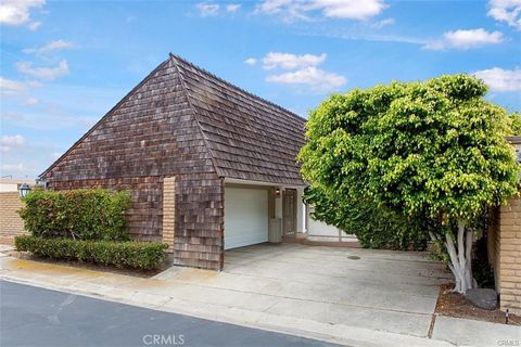 Photo of 23782 Perth Bay, Dana Point, CA 92629 (MLS # OC25233266)