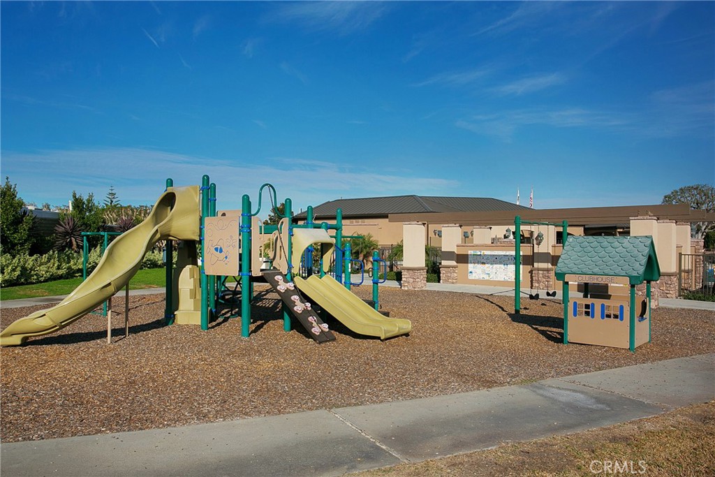 Gardens (Ocean side of PCH) (NSO) - Residential