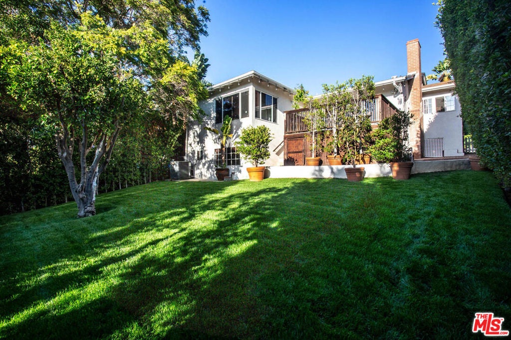 10335 Orton Avenue