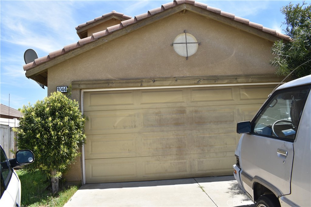 1044 Willmont Way