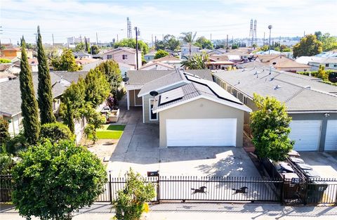 Photo of 124 W Caldwell St, Compton, CA 90220 (MLS # DW26063090)