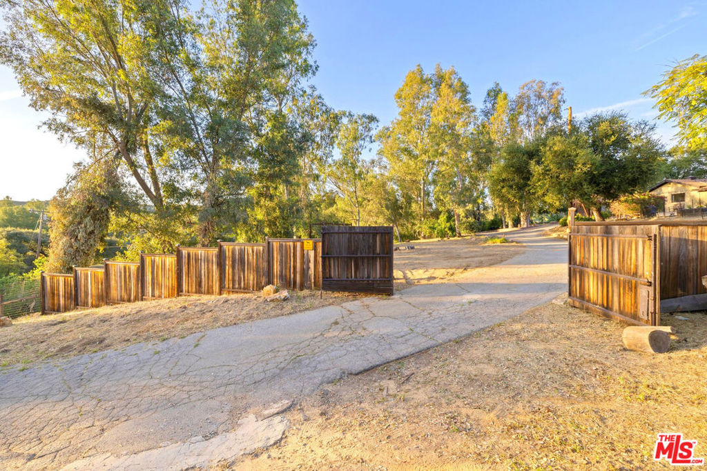 3100 Santa Maria Road