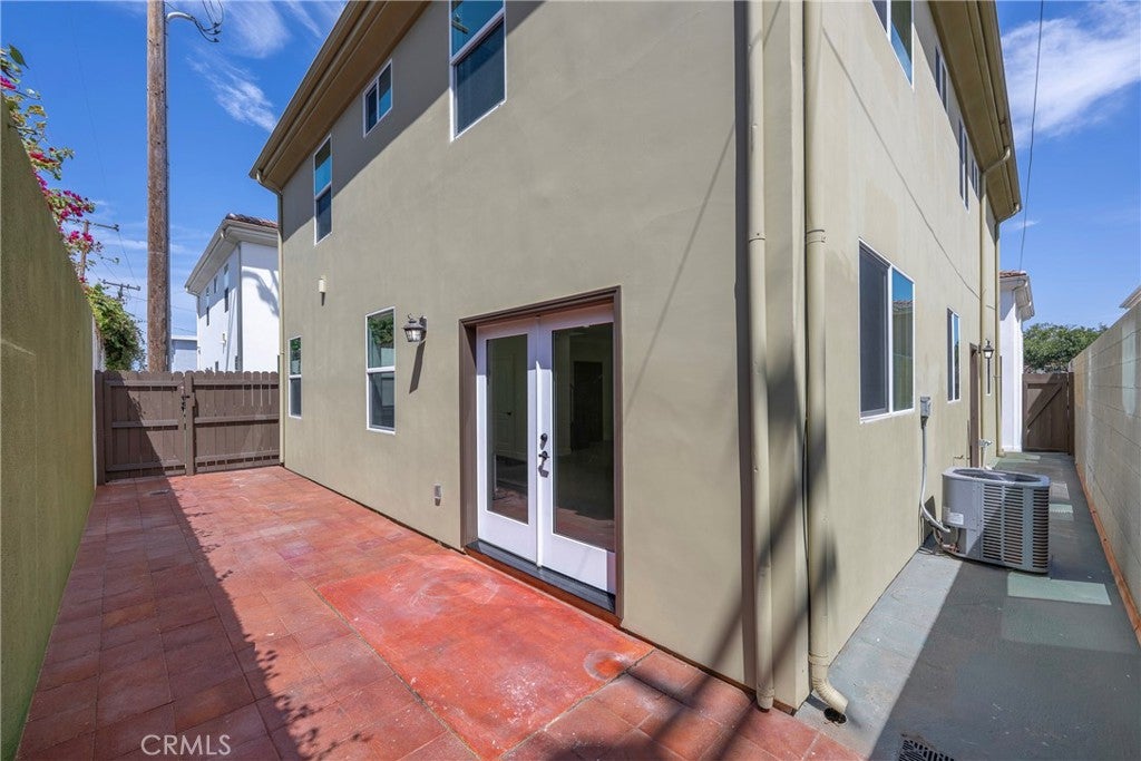 7776 Liberty, Huntington Beach CA 92647 - Photo 40