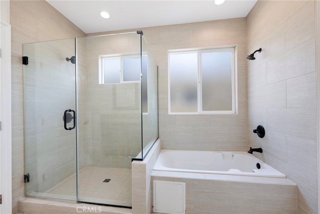7776 Liberty, Huntington Beach CA 92647 - Photo 28