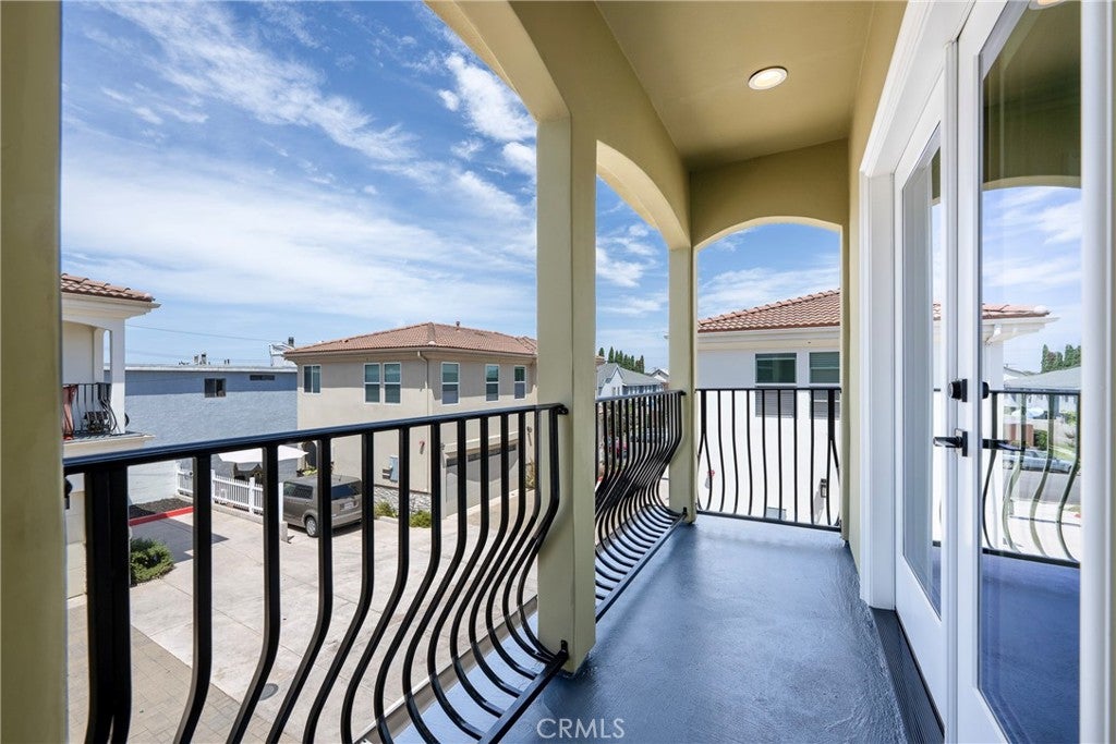 7776 Liberty, Huntington Beach CA 92647 - Photo 32