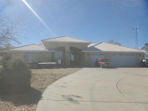 5295 Snow Line Phelan CA 92371