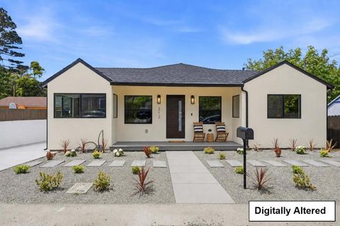 Photo of 212 Winona Avenue, Pacifica, CA 94044 (MLS # ML82048171)