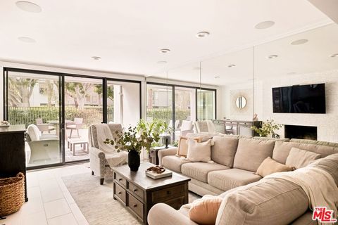 Photo of 2940 Neilson Way #103, Santa Monica, CA 90405 (MLS # 25563615)