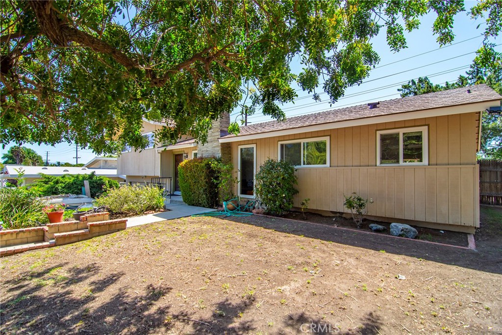 3417 Calle Quebracho