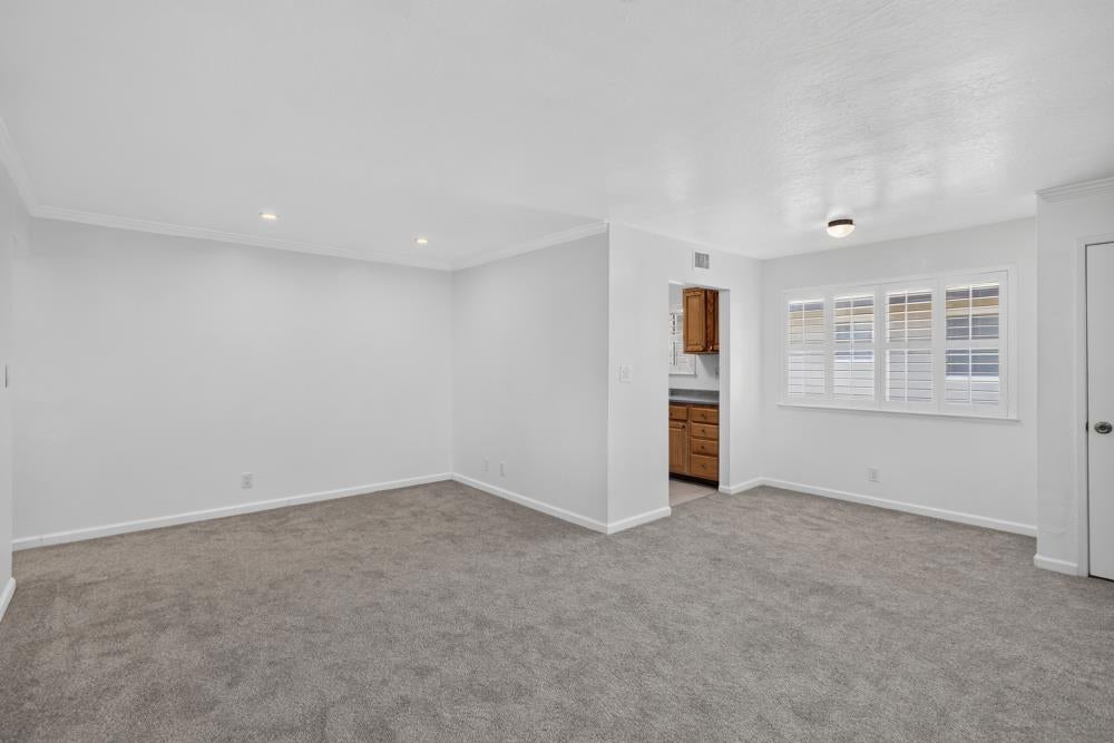 5948 Walerga Road 4