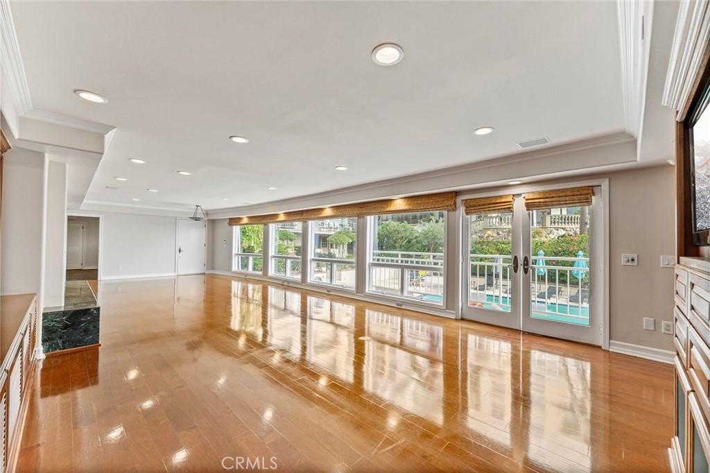 Alamitos Beach (AB) - Residential Lease