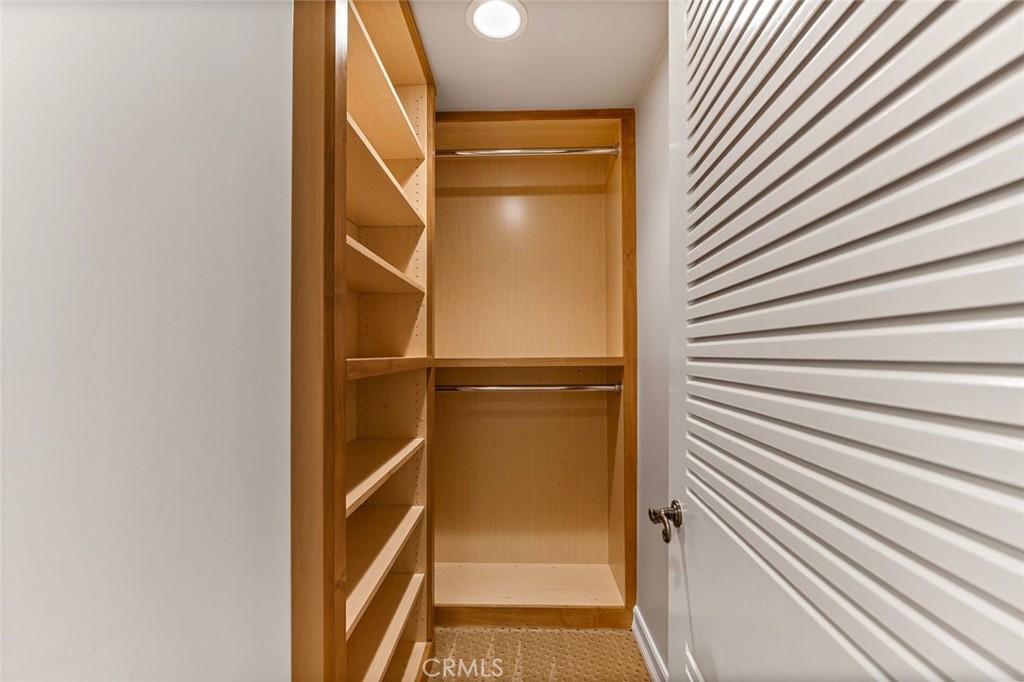 Alamitos Beach (AB) - Residential Lease