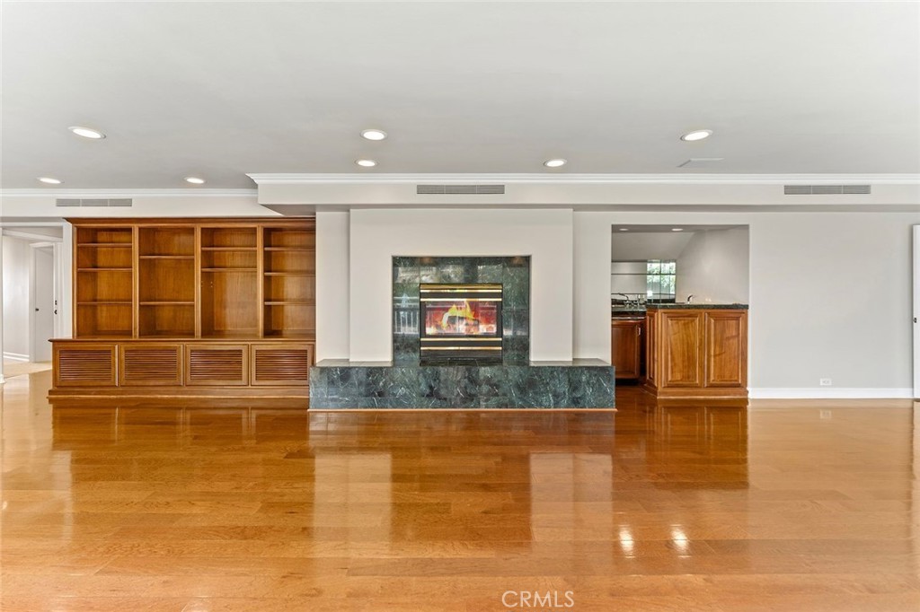 Alamitos Beach (AB) - Residential Lease