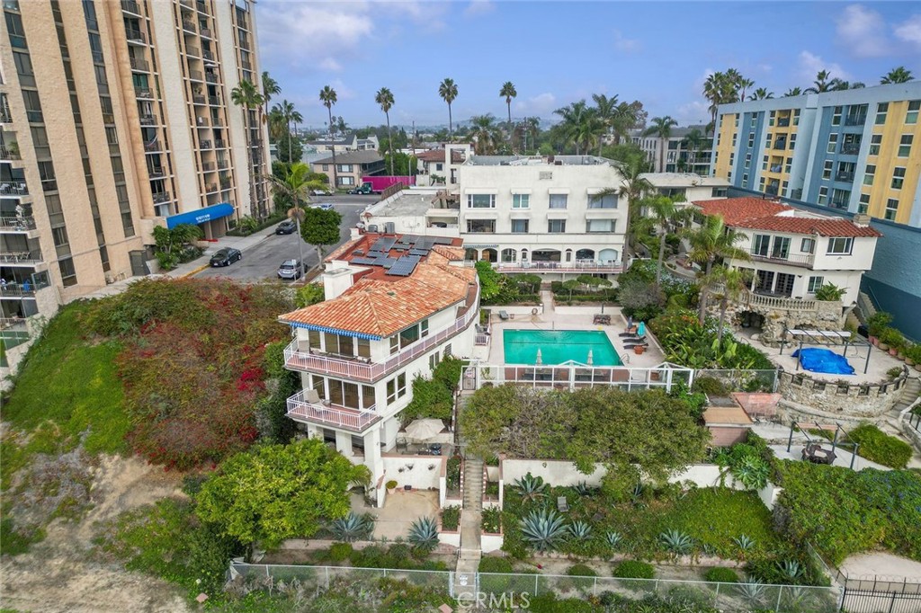 Alamitos Beach (AB) - Residential Lease