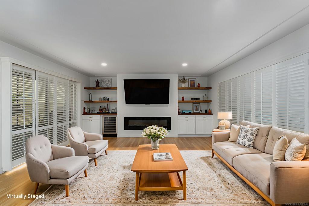 Pacific Beach - Residential Income