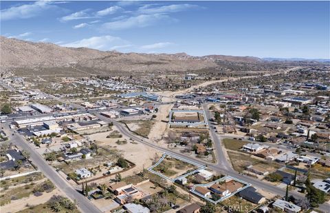 Photo of 7408 Acoma Trail, Yucca Valley, CA 92284 (MLS # OC26041773)