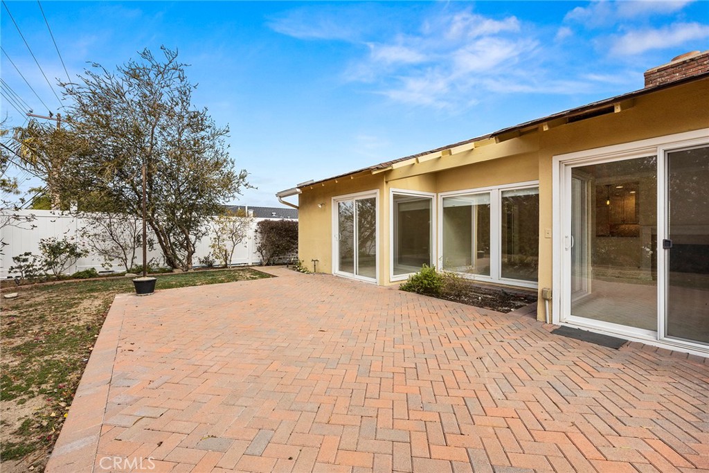 Rolling Hills - Residential Lease