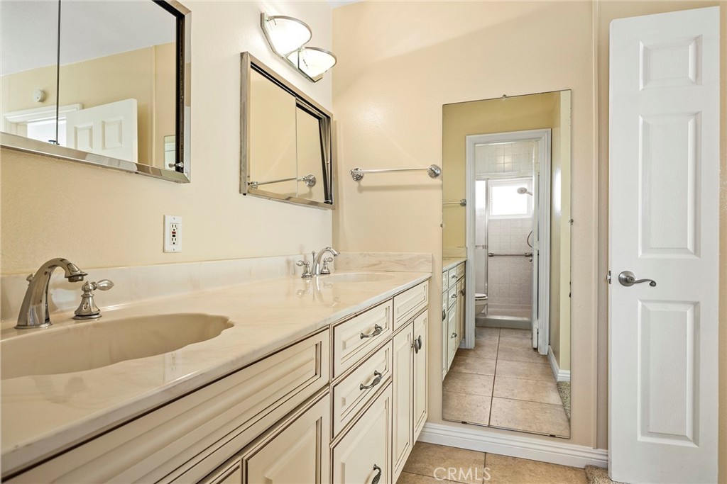 Rolling Hills - Residential Lease