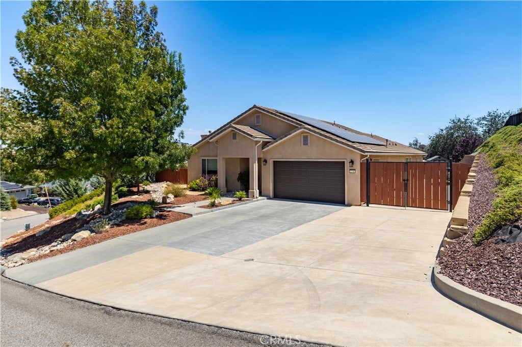 2740 Edgewood Court