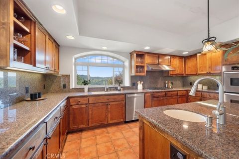 Tiny photo for 1550 Post Canyon DR, Templeton, CA 93465 (MLS # NS26100343)