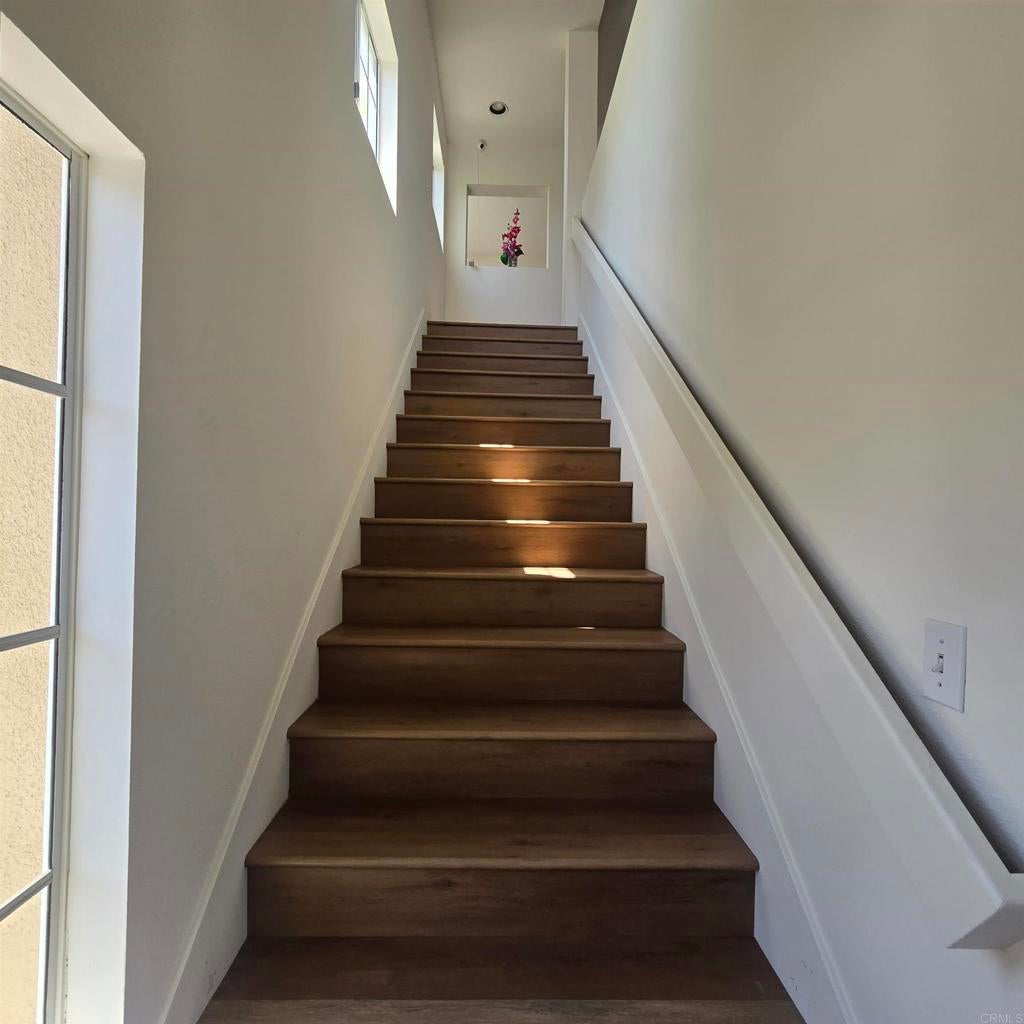 2313 Paseo Circulo