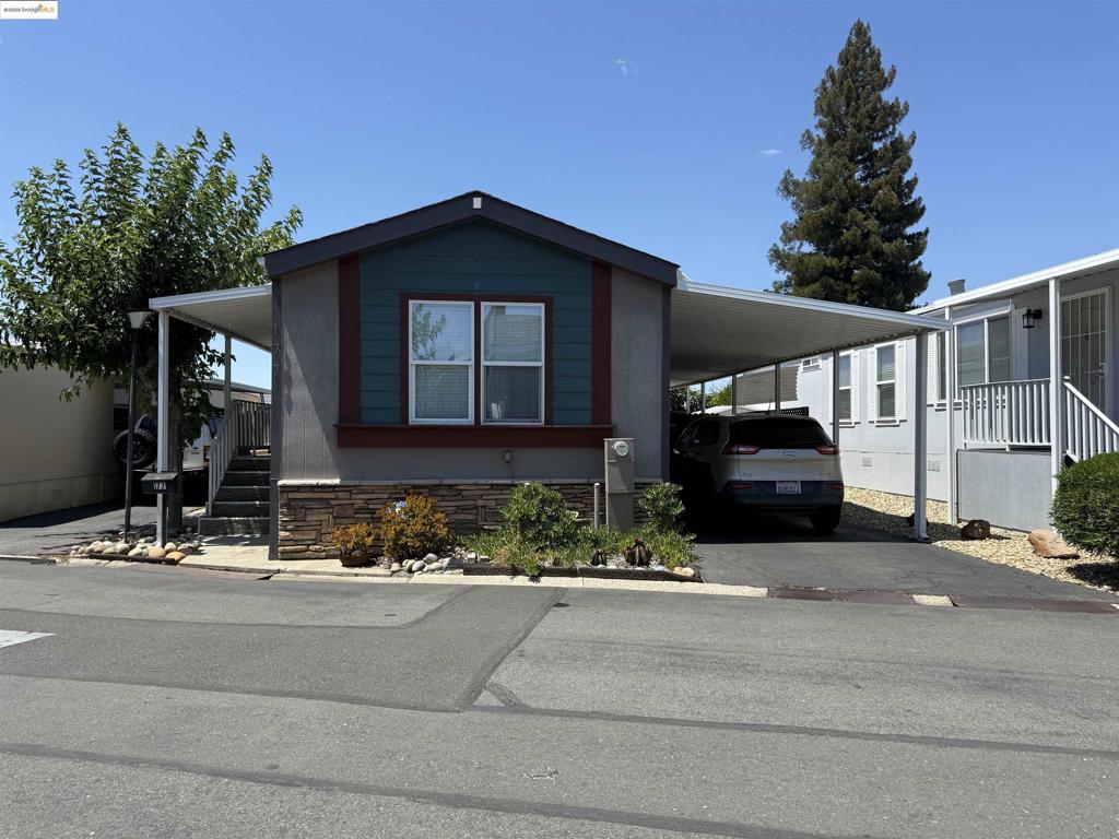 177 Rose Marie Ln