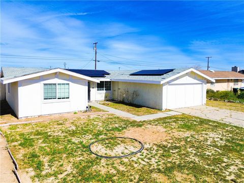 Photo of 9007 Columbine Ave, California City, CA 93505 (MLS # SR26048295)