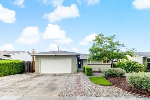 Photo of San Jose, CA 95129 (MLS # ML82044390)