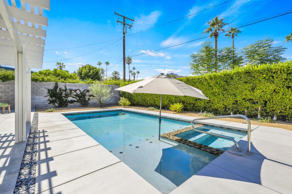 Cathedral City Cove - Residential Lease