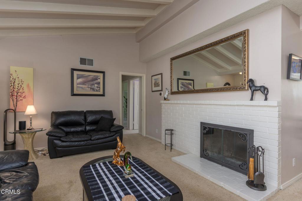 1214 Mariposa Drive