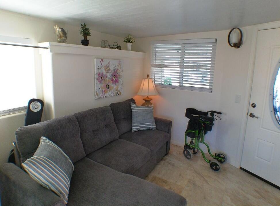 Rancho Casa Blanca - Manufactured In Park